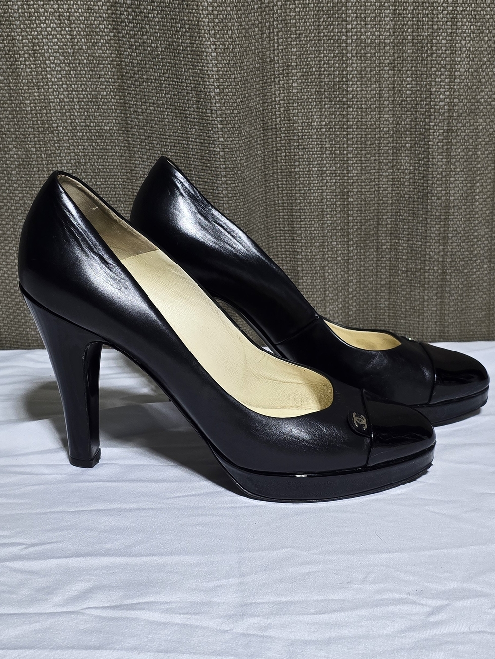 CHANEL Black Leather High Heel Pumps with Gloss Toe Cap